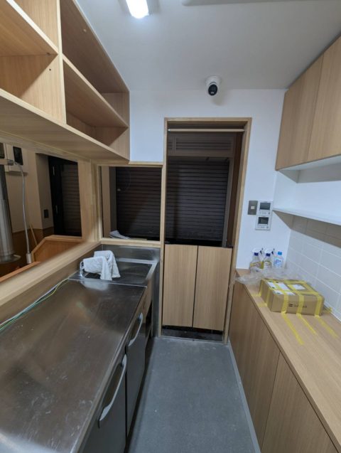 難波 焼肉屋 家具製作